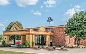 Days Inn By Wyndham Calvert City - Paducah East